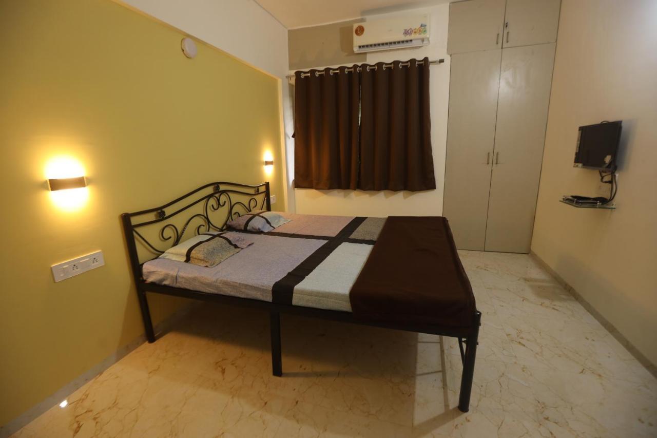 Shree Swami Samarth Resort Diveāgar エクステリア 写真