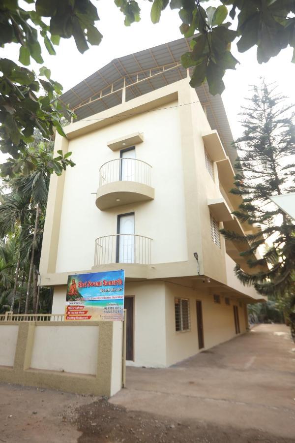 Shree Swami Samarth Resort Diveāgar エクステリア 写真